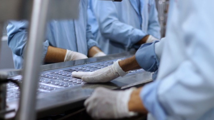 Quality inspection in a cleanroom